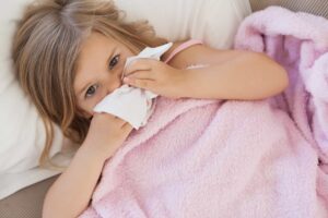 Przeziębienie u dziecka – naturalne sposoby na leczenie
